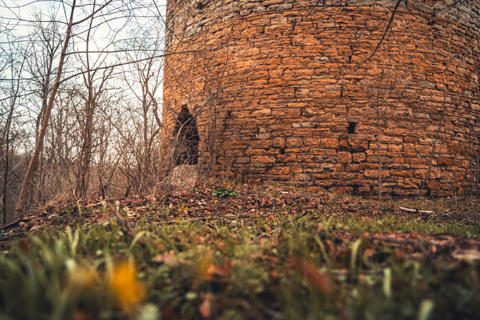 Der verfallene Bergfried der Schartenburg