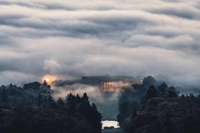 Schloss Wilhelmshöhe von den Wolken verdeckt